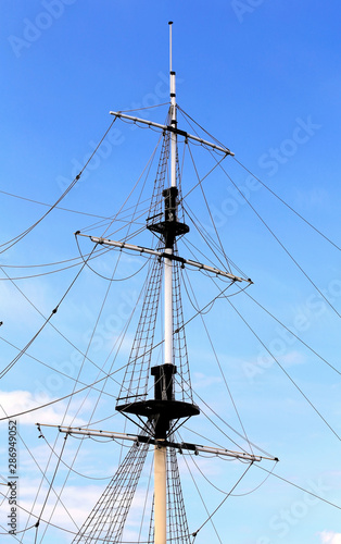 Mast of the sailing sea barquentine