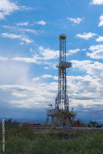 Fotografia An oil extraction facility in Mendoza, Argentina