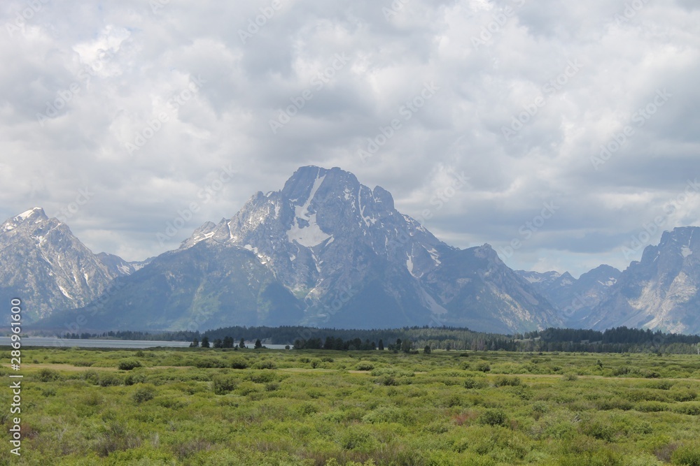 Mountains Mountains