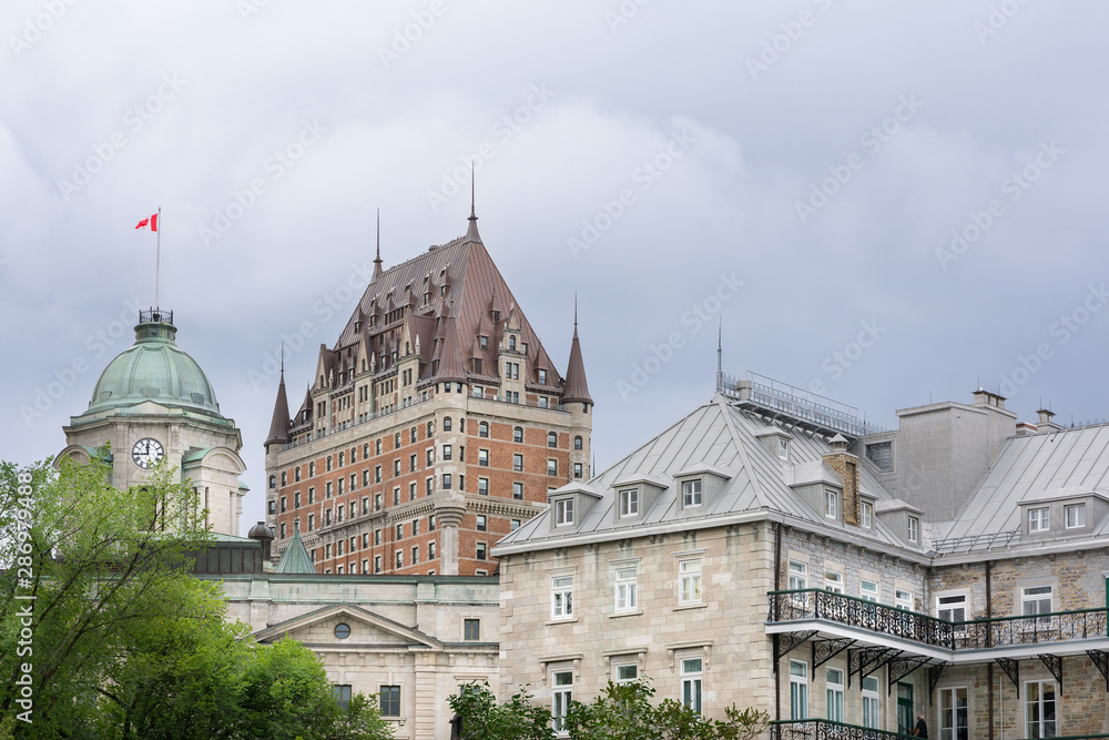 Strollin in Quebec city