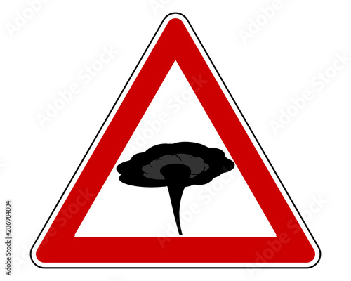 Verkehrsschild mit Tornado