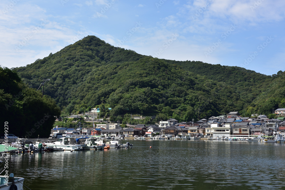 日本の岡山県備前市日生町の美しい漁港