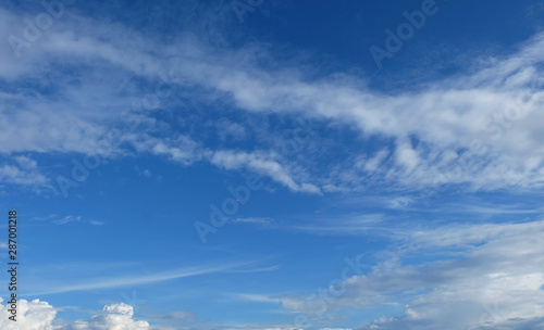 Fototapeta Naklejka Na Ścianę i Meble -  landscape blue sky and the clouds. beautiful​ blue​ sky​ and​ Cloud​y.​ landscape​ beautiful​ sky​ on​ rainy​ season.