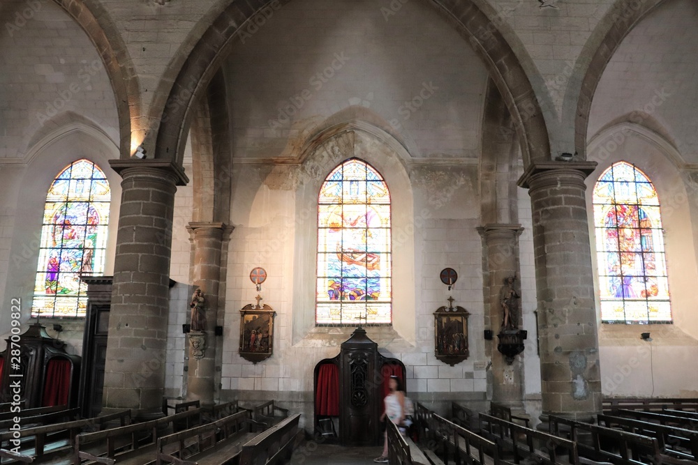 Eglise Saint Gildas dans la ville de Auray - Département Morbihan - Bretagne - France - Intérieur de l'Eglise
