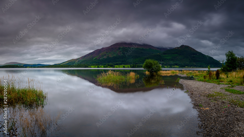 Obraz premium View across Bassenthwaite Lake towards Skiddaw, Lake District, UK