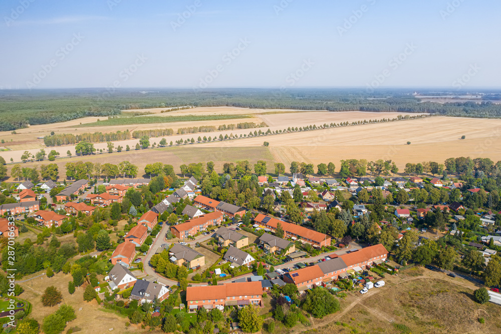 Dorf in Brandenburg im Spätsommer