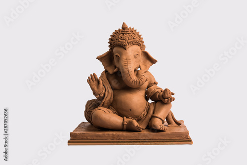 Schilderij op canvas eco friendly Ganesh/Ganpati idol or murti, home made
