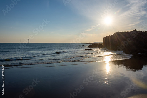 夕陽と海岸