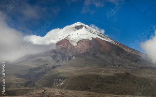 vulcano kotopaxi ecuador