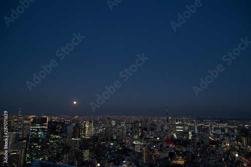 Wallpaper Mural 東京の夜景とスーパームーン Torontodigital.ca