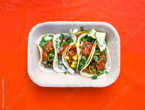Obraz na płótnie Tacos with clean background