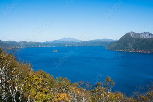 青い静かな湖 摩周湖