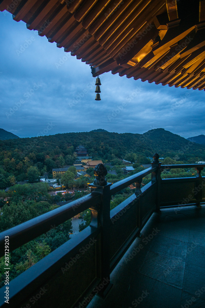 An early winter day around the beautiful west lake of Hangzhou ,this amazing place is stunning all year round. An early winter day around the beautiful west lake of Hangzhou ,this amazing place is stunning all year round.