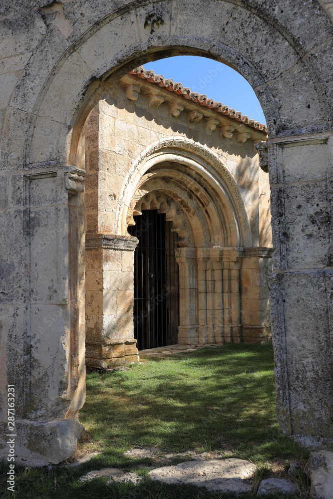 Portico, entrance door of the church of San Pedro Apóstol. Villacadima, Guadalajara (Spain)