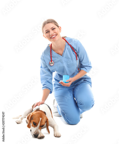 Female veterinarian with cu...