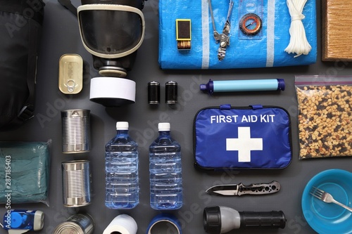 Foto Preppers are known for preparing for natural disasters,economic collapse,civil unrest or any doomsday scenario