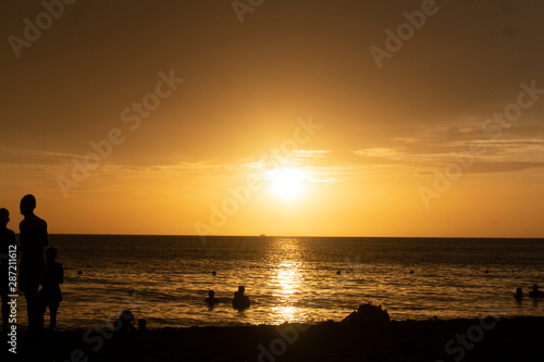 Atardecer en la playa de Santa Marta © daniel