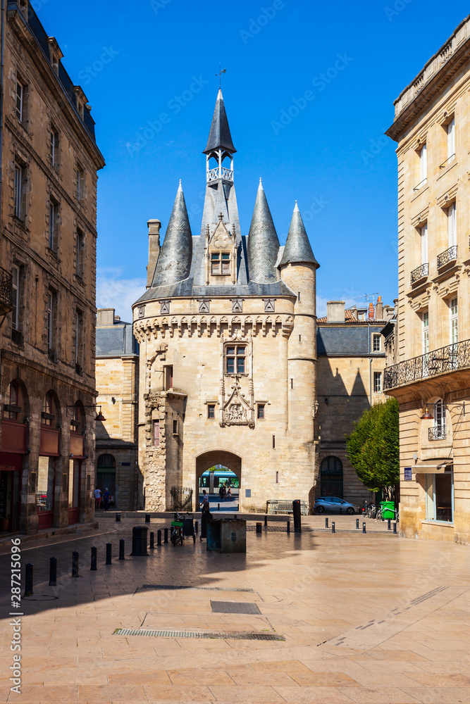 La porte Cailhau Gate, Bordeaux