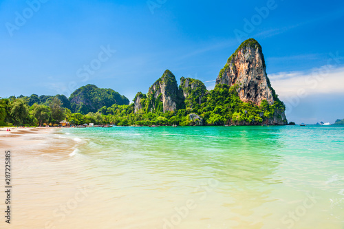 Clear water beach in Thailand © saiko3p