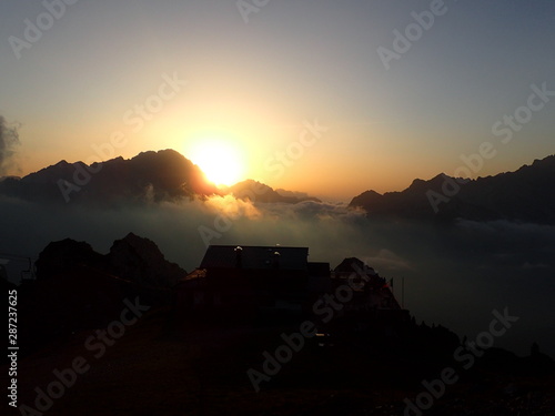 Wallpaper Mural Berge 10 Torontodigital.ca