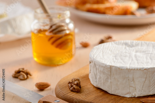 Whole brie cream cheese, nuts