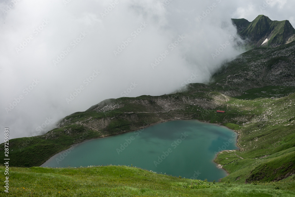 großer daumen allgäu alpen wandern hiking bergsee wanderung alpin 