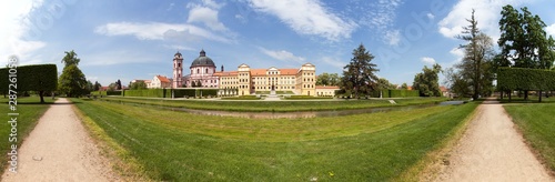 Jaromerice nad Rokytnou baroque and renaissance castle
