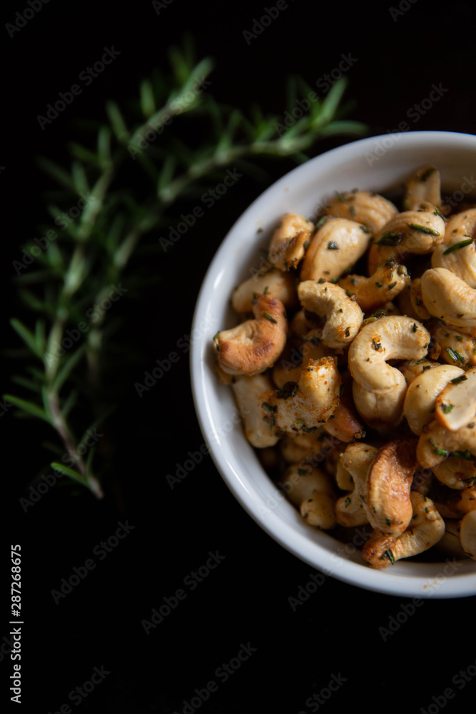 Cashews Cashews