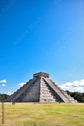 Obraz na płótnie chichen itza w salonie