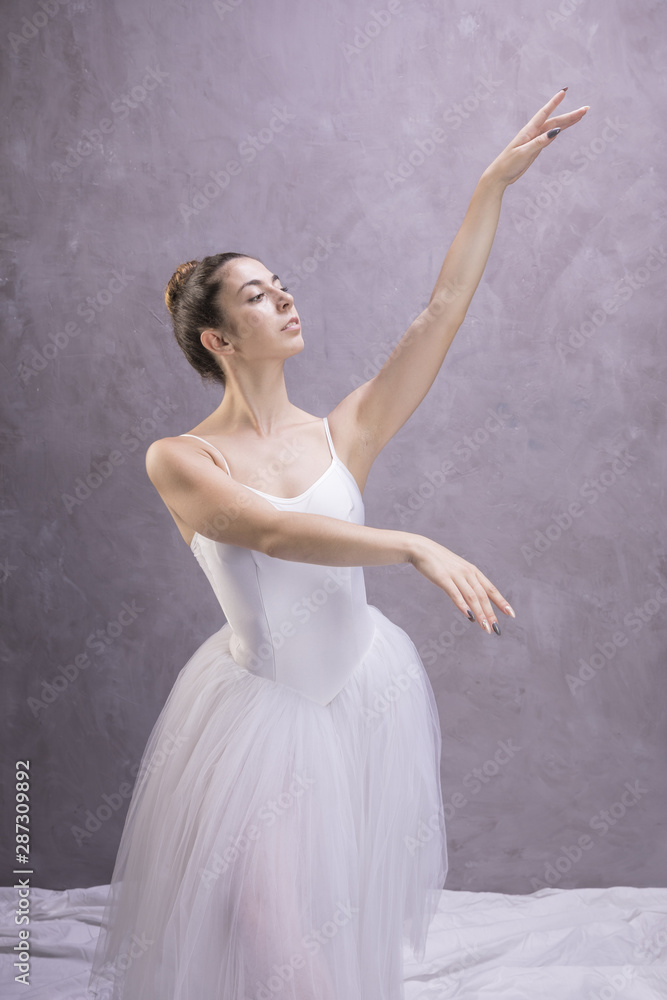 Fototapeta premium Front view ballerina looking away