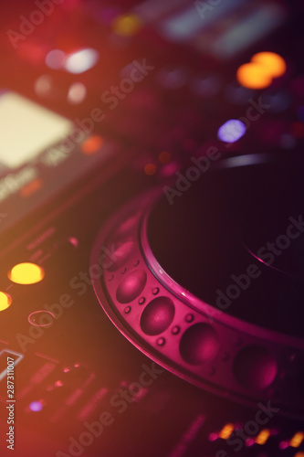 Fotografie Professional dj audio equipment on edm music festival in night club