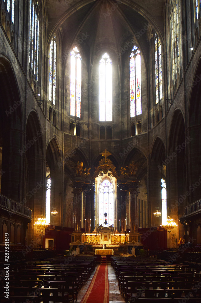 Intérieur basilique Saint-Just Saint-Pasteur Narbonne, Aude, Languedoc, Occitanie