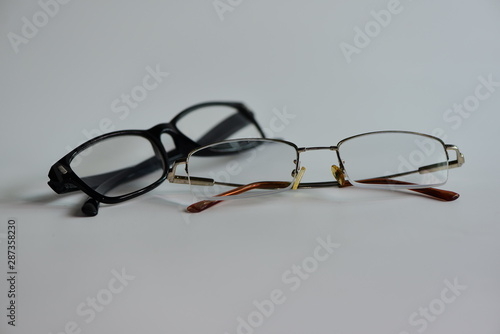 Reading glasses/Glasses for presbyopia people to read books.
