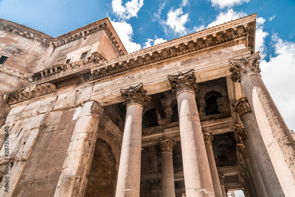 Fototapeta premium Exterior view of the historical Pantheon in Rome, Italy
