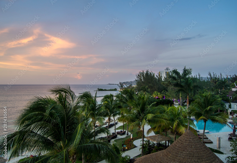 Fototapeta premium Over look of Caribbean beach