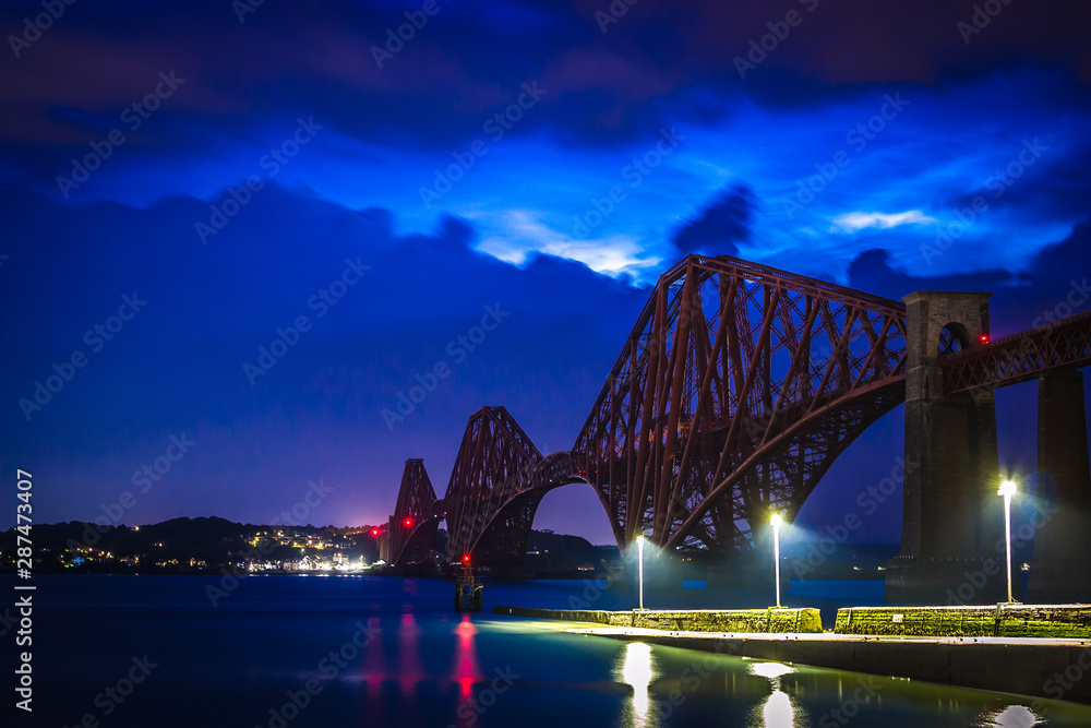 Fototapeta premium Forth Bridge, Edinburgh, UK