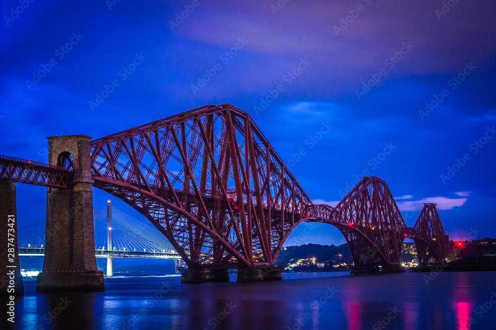 Naklejka premium Forth Bridge, Edinburgh, UK