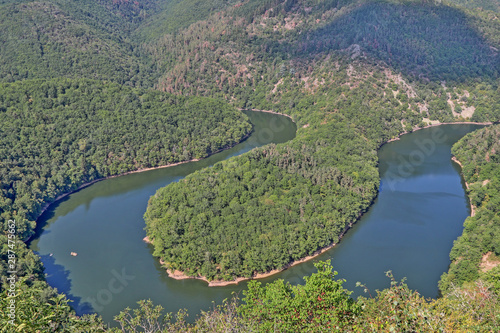 Wallpaper Mural Auvergne - Puy-de-Dôme - Méandre de Queuille Torontodigital.ca
