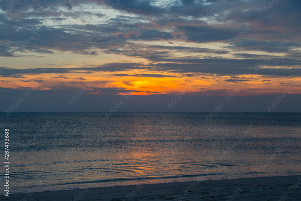 Siluette sunset at the beach
