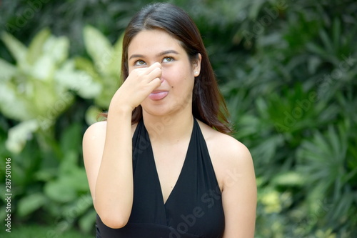 Εκτύπωση καμβά A Stinky Asian Adult Female