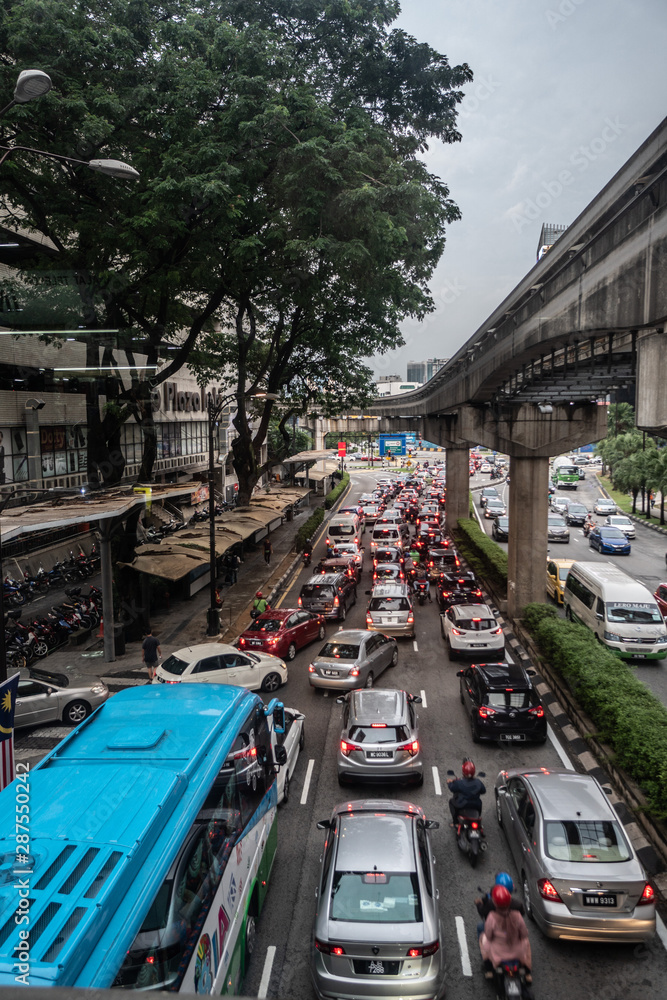 Φωτογραφία High angle view of city traffic and subway station in Kuala Lumpur, Malaysia
