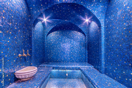 Colorful turkish bath interior. luxurious steam bath - hamam (hammam).