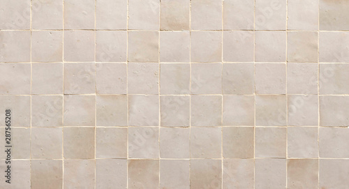 Fotografia Old retro beige ceramic tile texture background