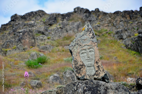 Wallpaper Mural Skulpturenweg in Qaqortoq, Grönland Torontodigital.ca