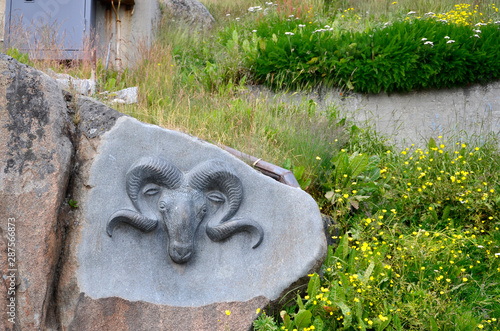 Wallpaper Mural Skulpturenweg in Qaqortoq, Grönland Torontodigital.ca