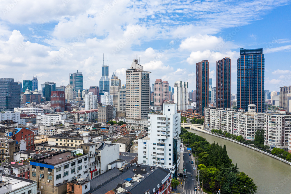 Fototapeta premium city skyline in shanghai china