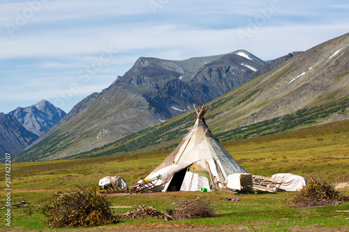 Nenets reindeer herders choom on a summer