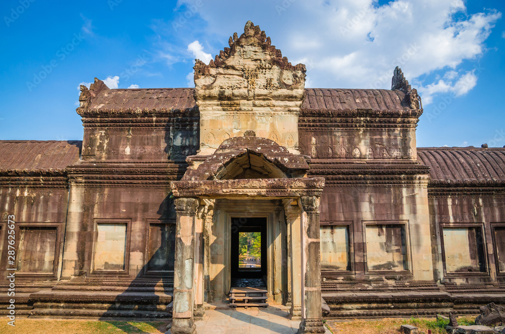 Fototapeta premium Ancient temple complex Angkor Wat, Siem Reap, Cambodia.