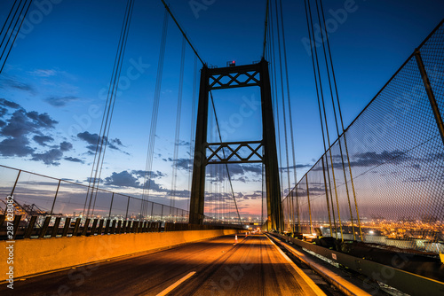 Early morning lane closure ...