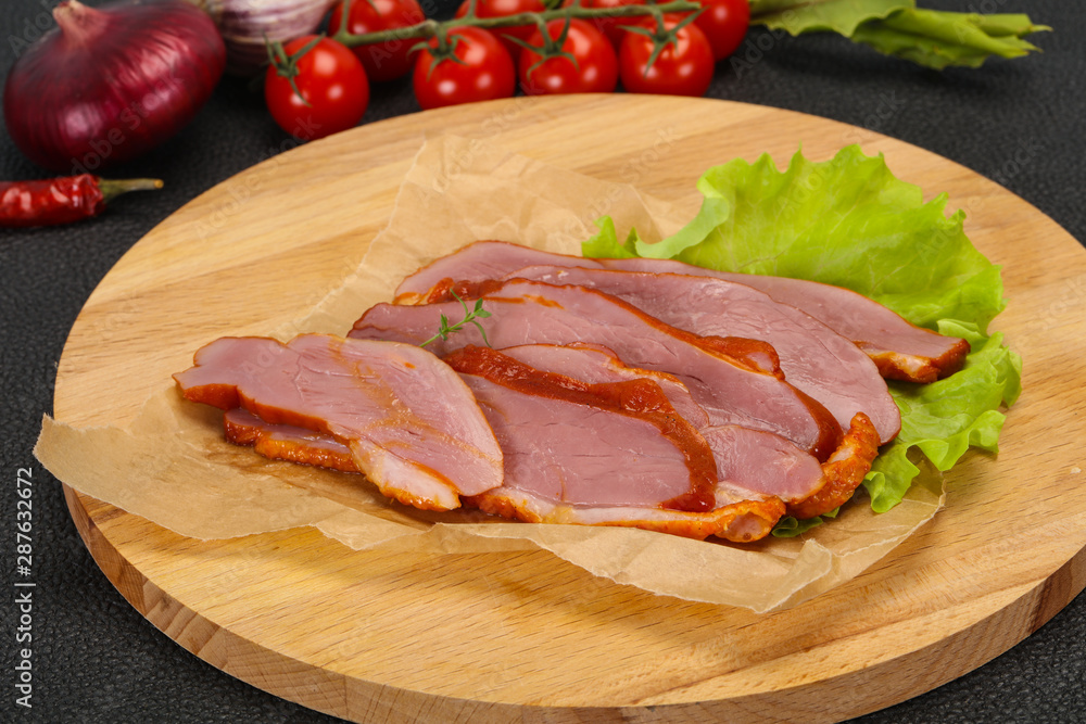 Sliced smoked duck breast served salad Sliced smoked duck breast served salad